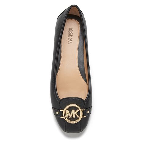 michael kors black flats 8m.